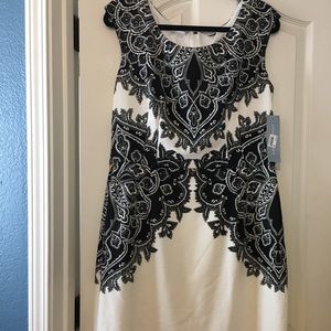 Black and white cap sleeve dress